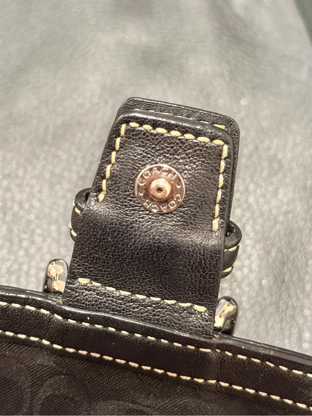 Vintage Coach Soho Black Leather Crossbody With Front Flap Y2K